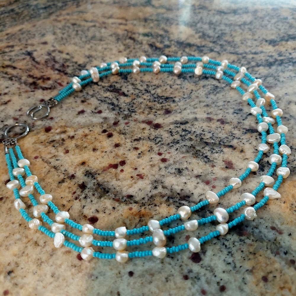 Turquoise seed-beads and pearls necklace
